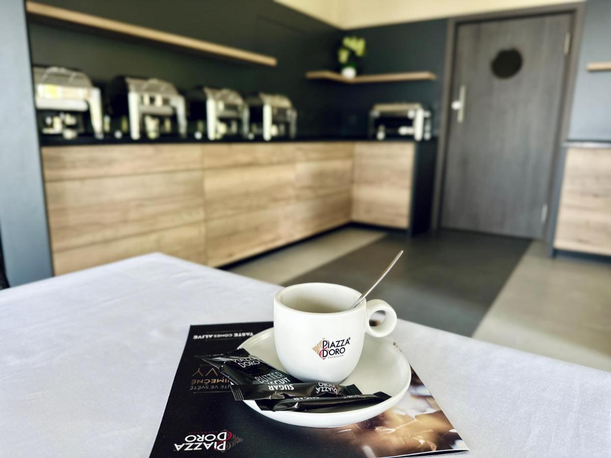 Anpela Hotel Rymarov Luaran gambar