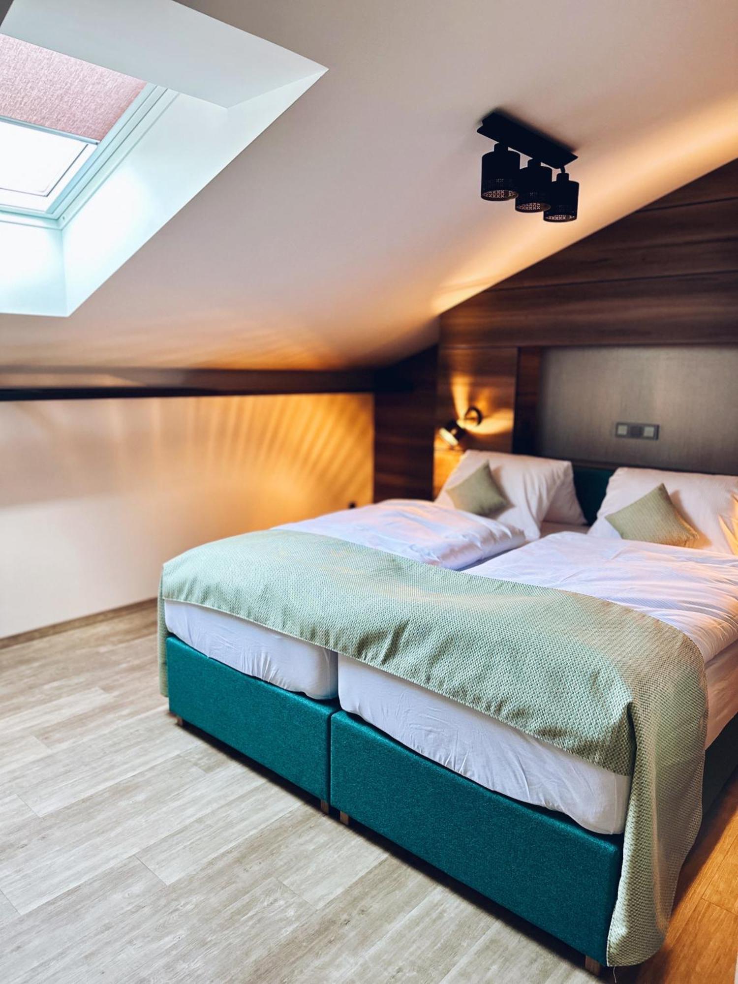 Anpela Hotel Rymarov Luaran gambar